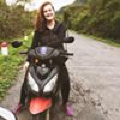 Melanie  zoekt een Kamer / Huurwoning / Studio / Appartement in Leiden