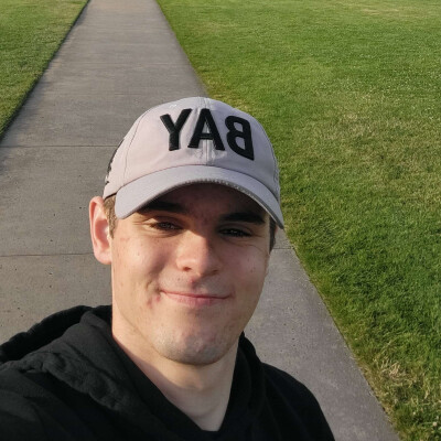 Brayden zoekt een Kamer / Huurwoning / Studio / Appartement in Leiden