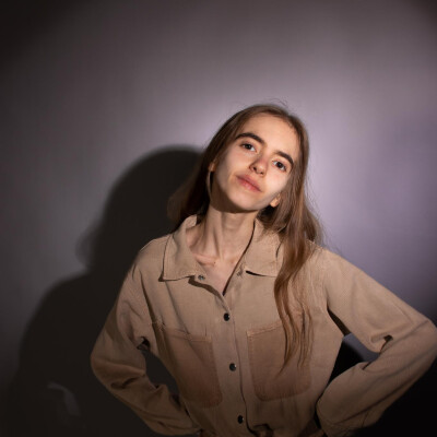 Anouk zoekt een Kamer / Huurwoning / Studio in Leiden