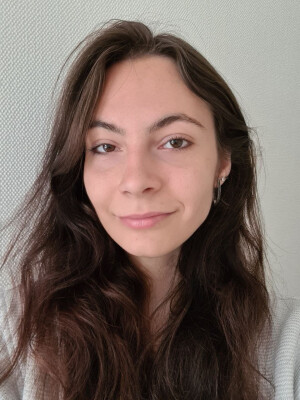 Olena zoekt een Kamer / Studio / Appartement in Leiden
