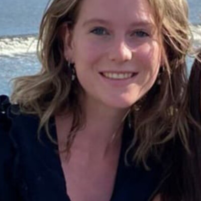 Lisa  zoekt een Kamer / Huurwoning / Studio / Appartement in Leiden